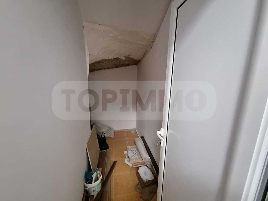 Продава се Магазин в Варна, Център - 198 кв.м за 1768 €/кв.м - Снимка #8