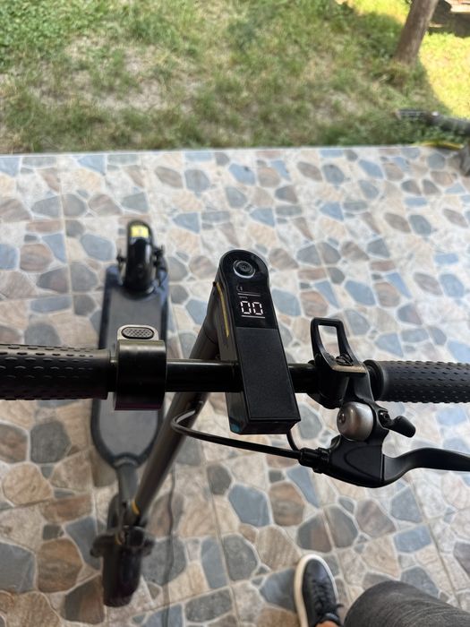 Tritineta electrică Lexgo A10