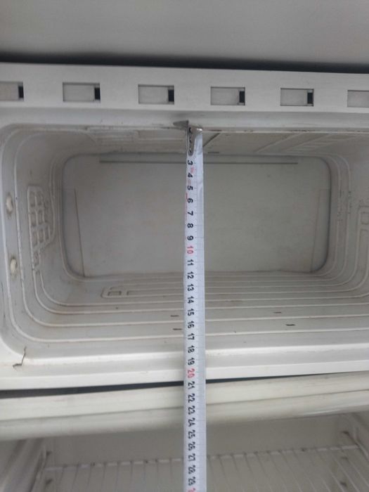 Холодильник однокамерный.