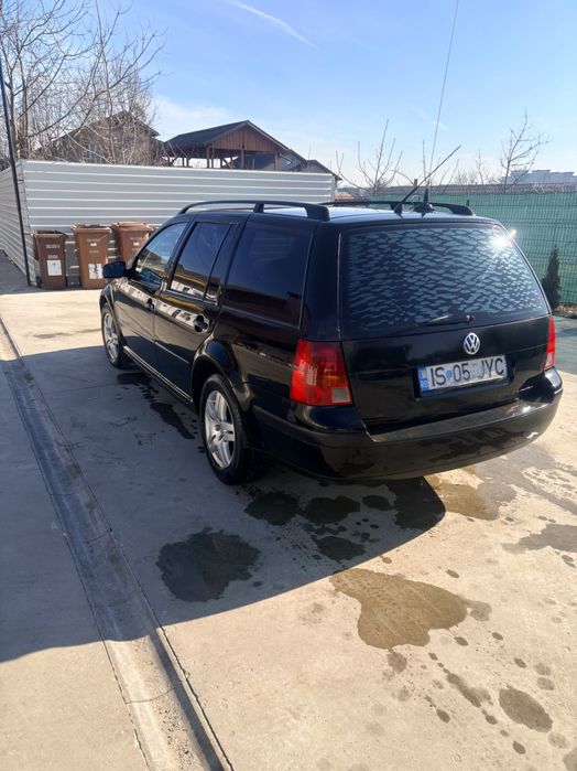 Golf4, 1,9TDI,mașina funcționează bine.mai multe detalii la telefon