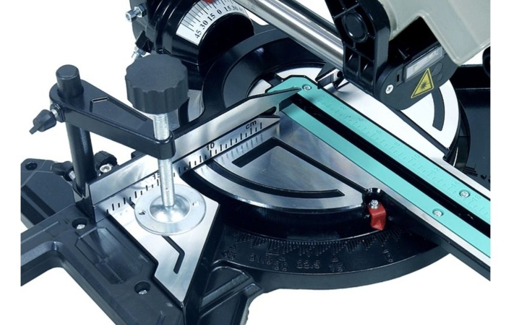 Торцовочная пила Sturm! MS55210S