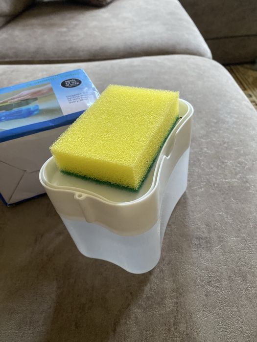 Держатель зубной щеток и Диспенсер