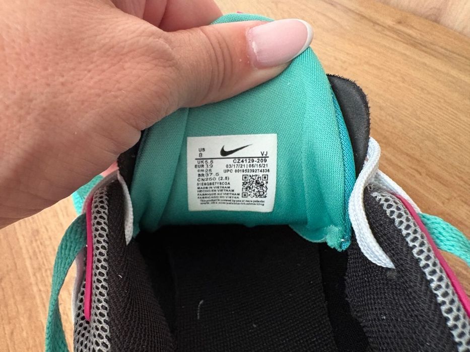 Sneakers NIKE Air Max Furyosa nr 39