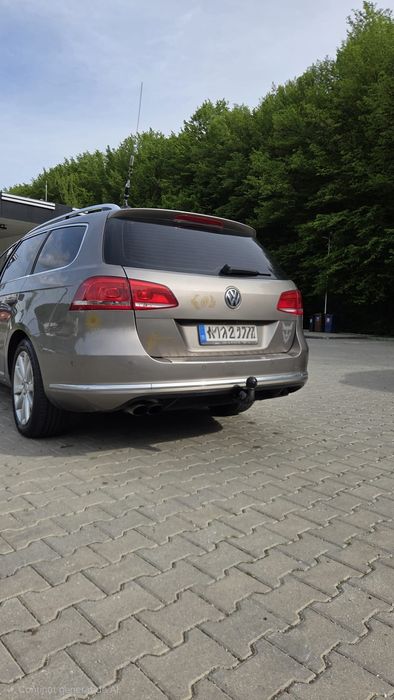 Vând Volkswagen Passat B7