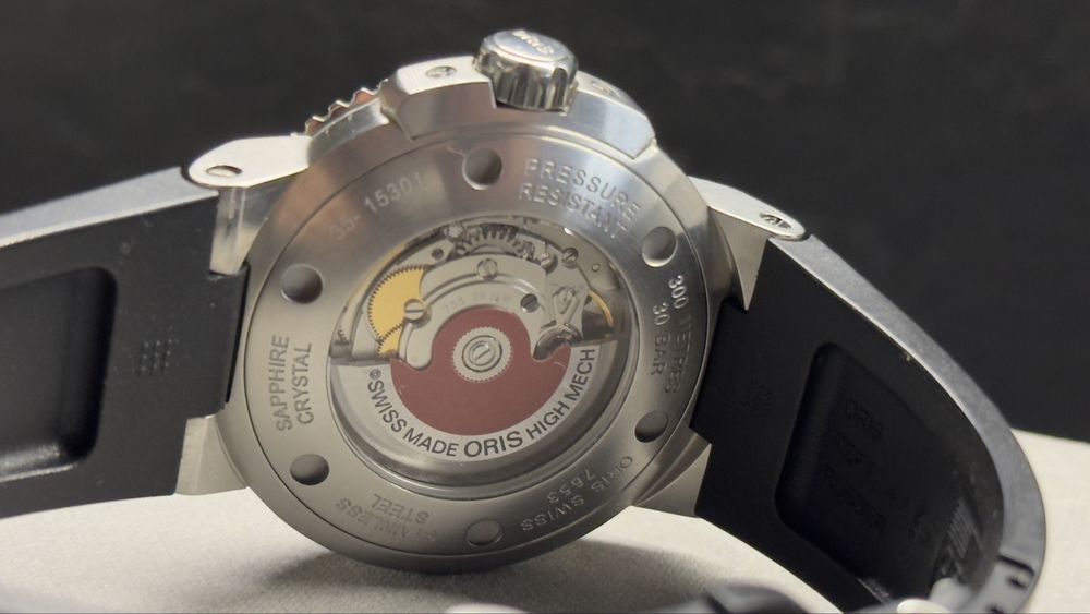 Oris Aquis Date  43mm