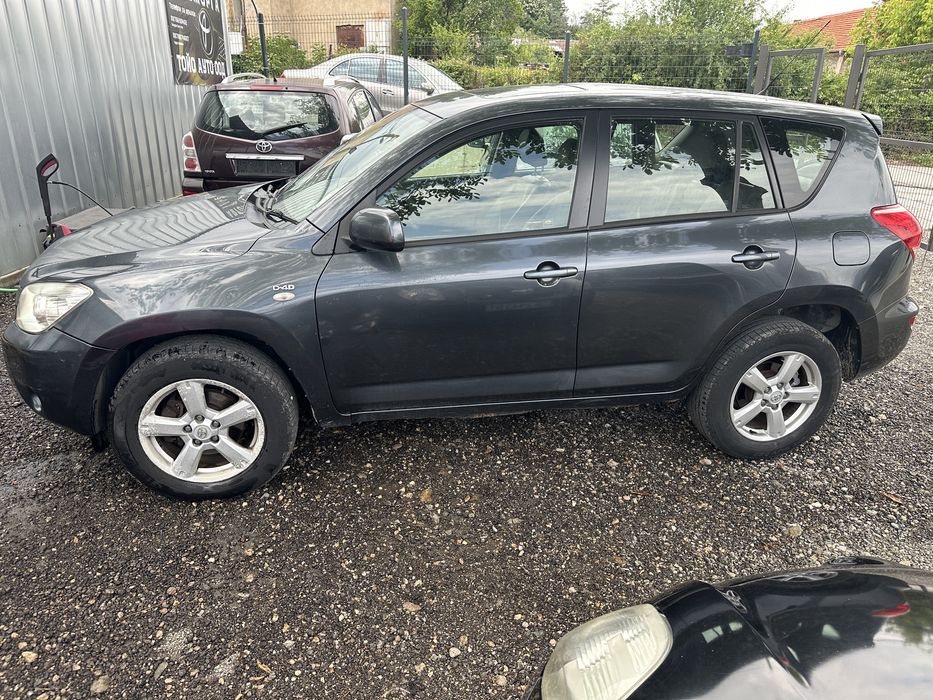 Тойота Рав4 Toyota Rav4 2.2 d4d 136 кс На части