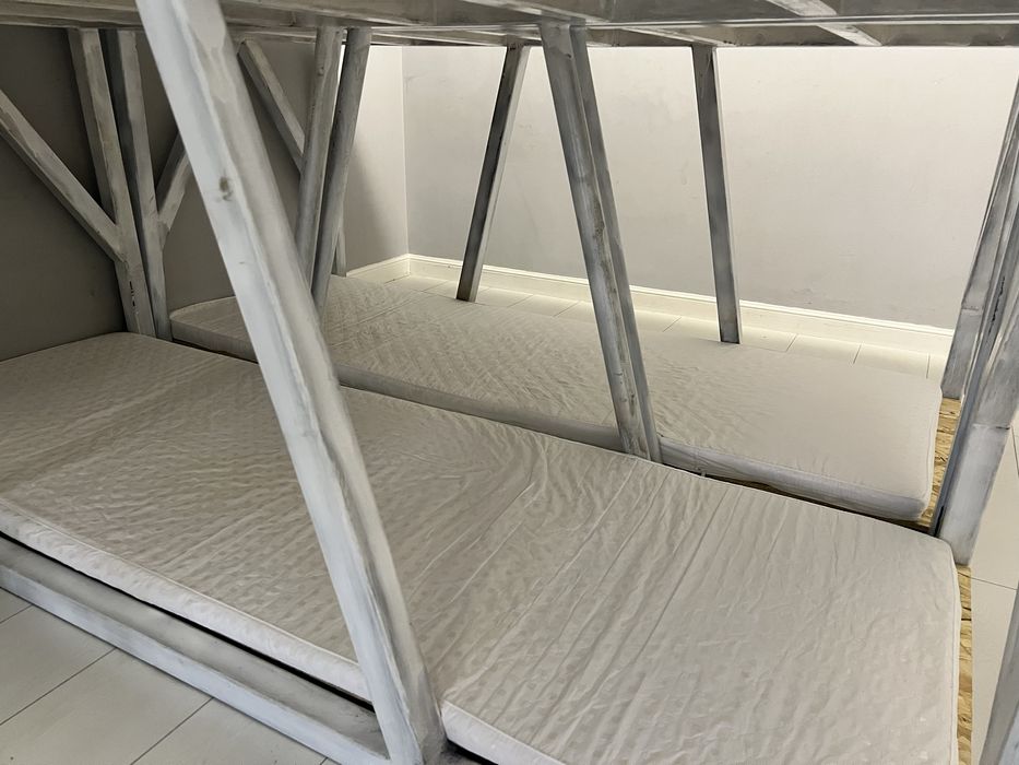 железная сейсмоустойчивая кровать 2 шт за 200.000