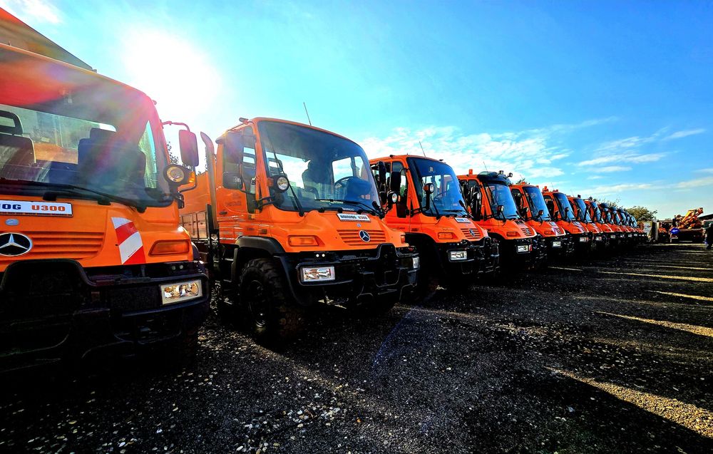 Unimog u500 u400 u300