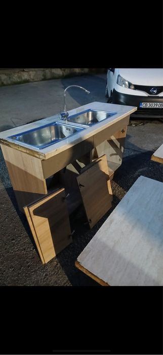 Кухненски шкафове с плот и мивка – комплект или поотделно