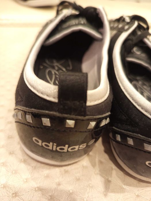 Дамски кецове балеринки Adidas