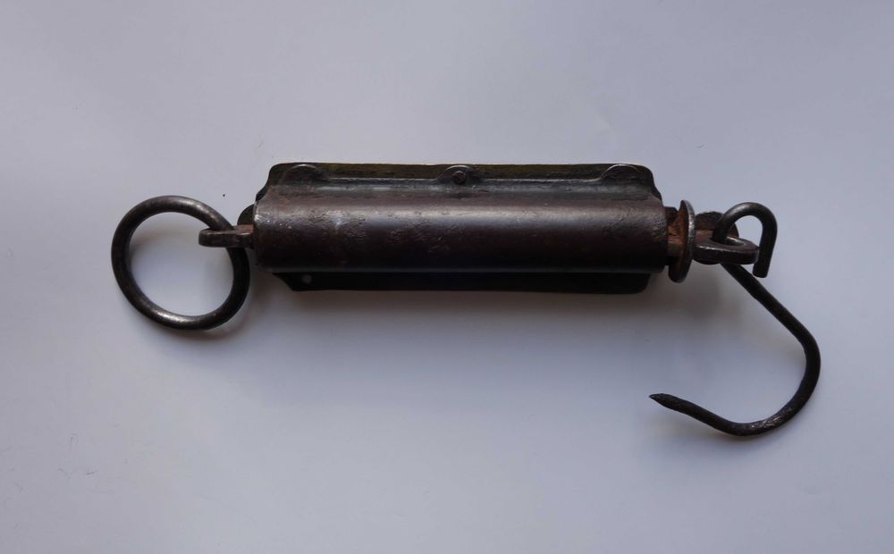 Малко кантарче  "HUGHES "