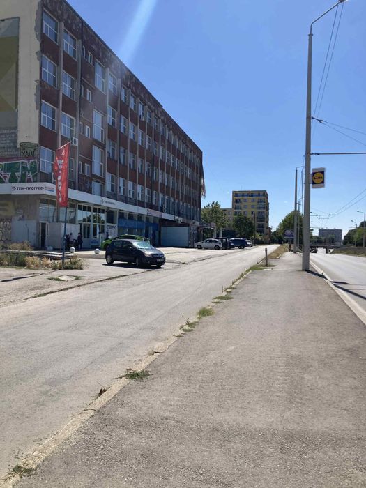 Продава се Промишлена сграда в Русе, Дружба 3 - 816 кв.м за 2819 €/кв.м - Снимка #3