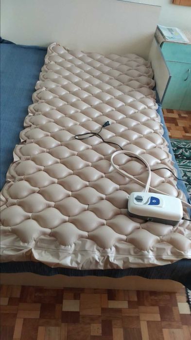 Декубитален дюшек за лежащо болни против рани от залежаване