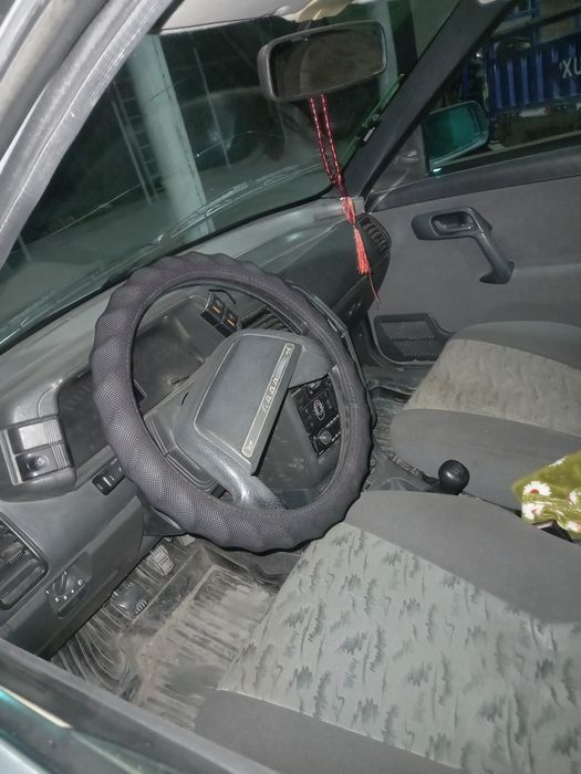 Lada 2102 markali avtomashina hali xolati juda yaxshi