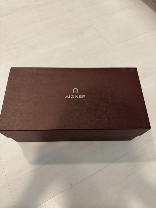 Aigner джапанки
