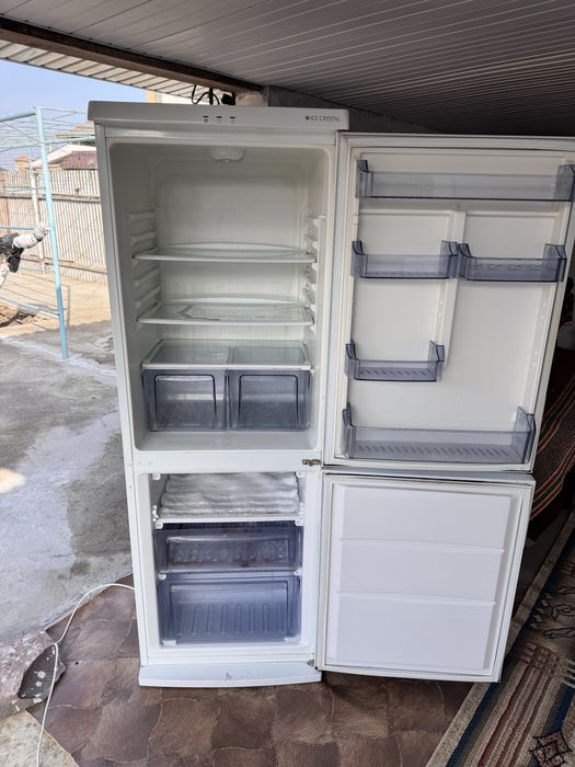 Продам холодильние VESTEL Ice Crystal