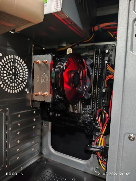 Шустрый современный компьютер (кейс) на DDR4