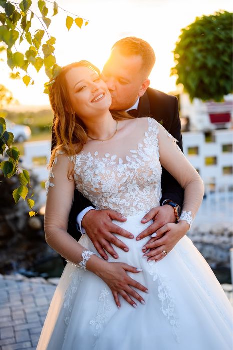 Vand rochie de mireasa