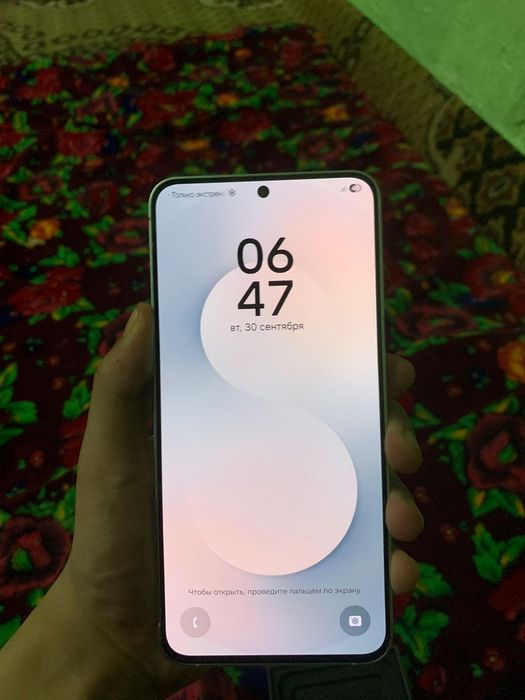 Самсунг s25FE 8/128