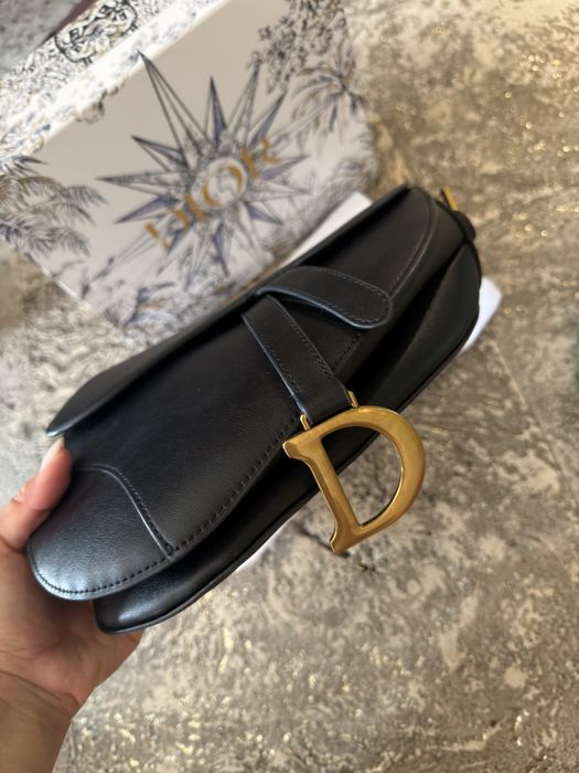 Dior чанта от естествена кожа!