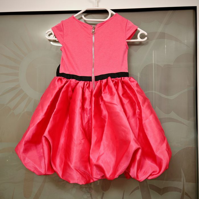 Reducere! Rochiță serbare H&M, 6-7 ani