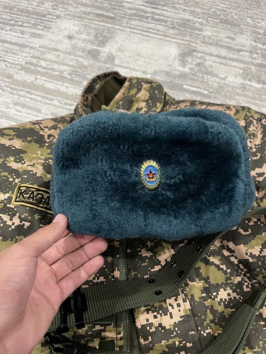Военный бушлат и ушанка , ремень для кафедры!
