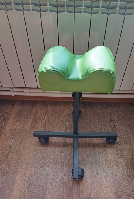 Педикюрная подставка под ногу