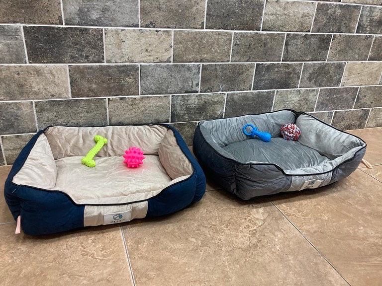 Лежанка для собак и кошек