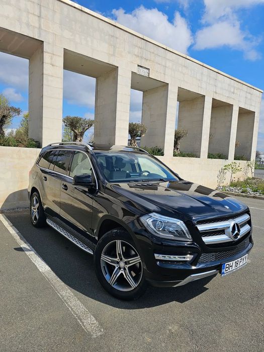 Mercedes-Benz GL Al doilea proprietar, stare foarte bună, 2 chei, Km reali!!!