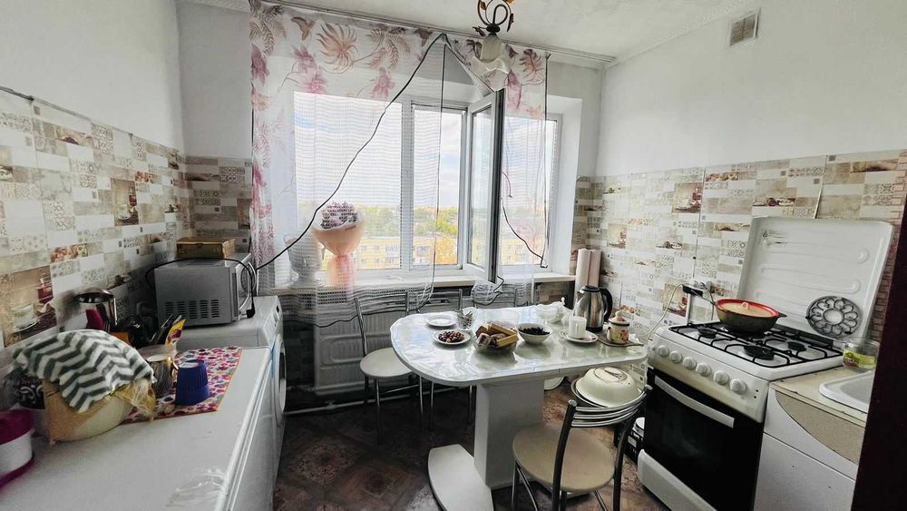 Продам 2 комн квартиру 11а улучшенная