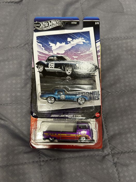 Hotwheels:Jaguar light weight e-type,Volkswagen t2 picup/camionnette