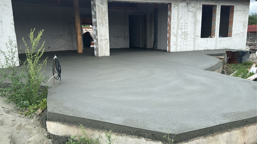 Turnare sapa mecanizata si finisare elicopterizata