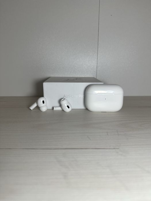 AirPods 2 Pro чисто нови