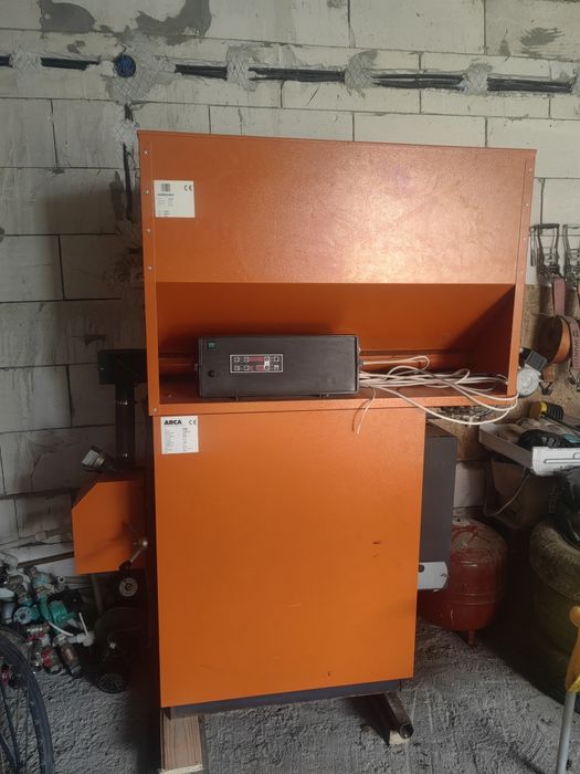 Centrală peleți Arca stare ca nouă .