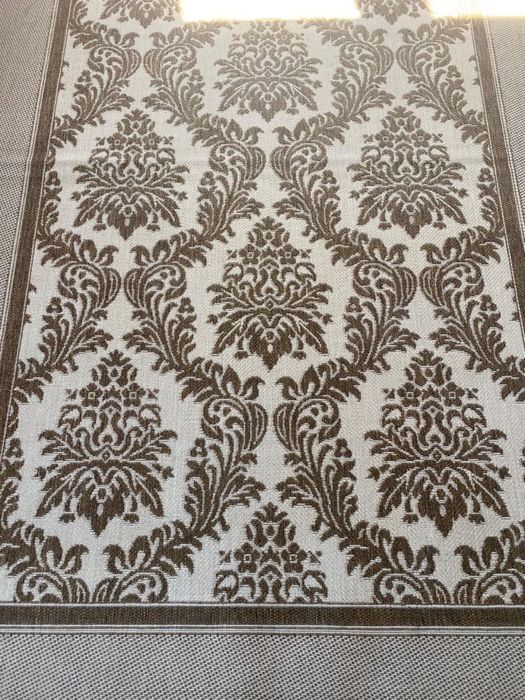 продам ковер в отличном состоянии