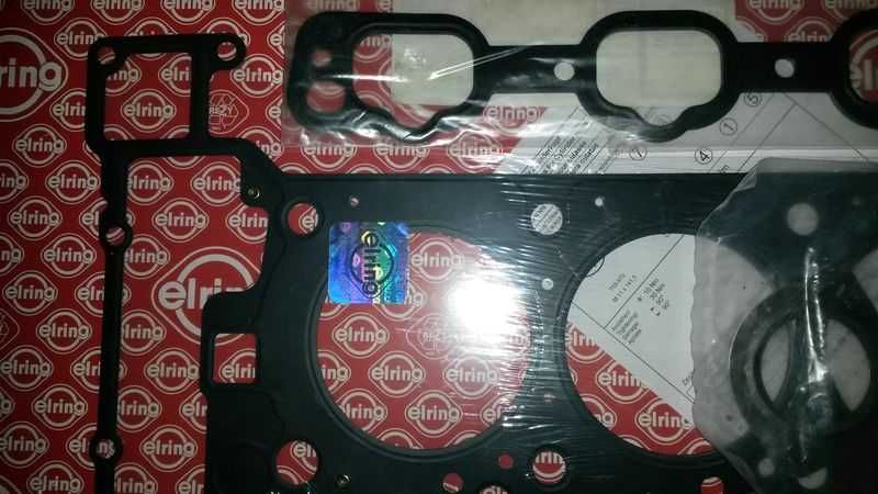 Ремкомплект двигателя MERCEDES.