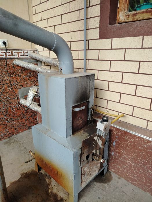 Katyol o'tinli universal sotiladi