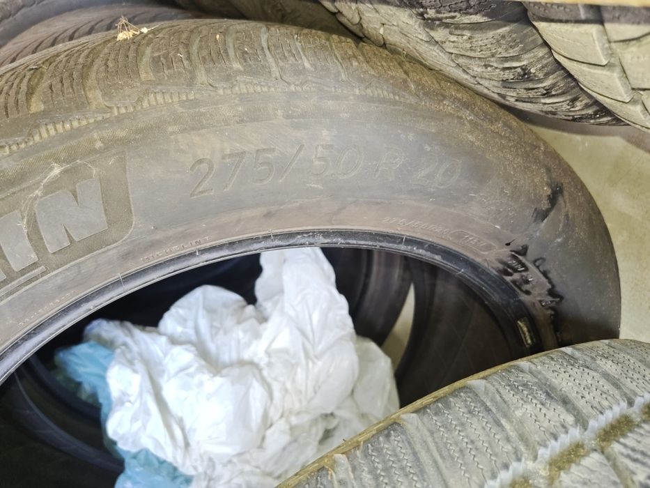275 50 20 Michelin