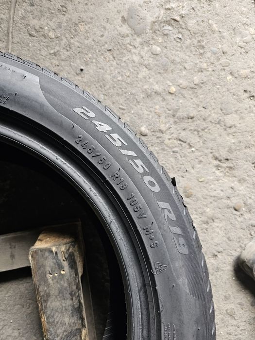 2 anvelope iarna 245 50 19 Pirelli Runflat