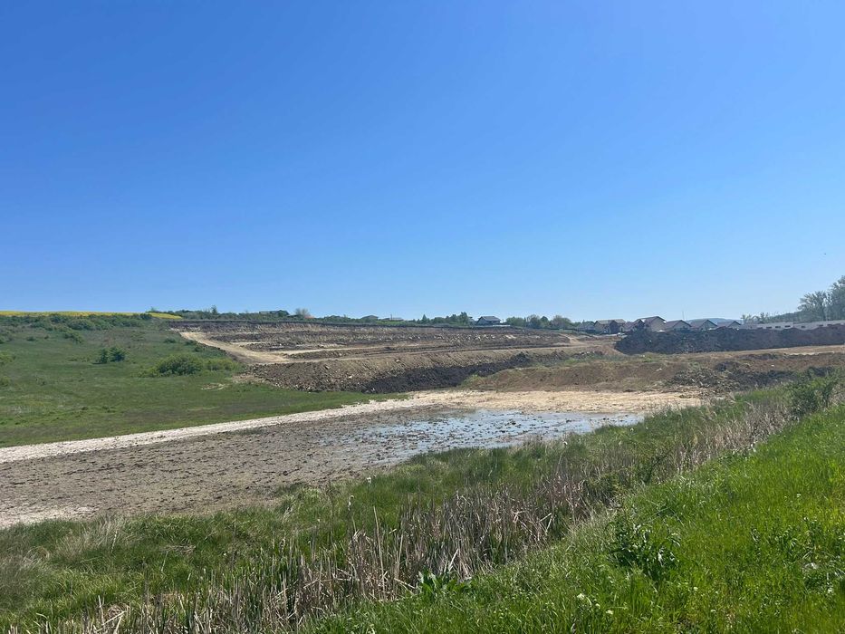 TEREN EXTRAVILAN 15.000 mp | Miroslava – Valea Adanca | 25 €/mp | SUB PREȚUL PIEȚEI | Deschidere 30 m