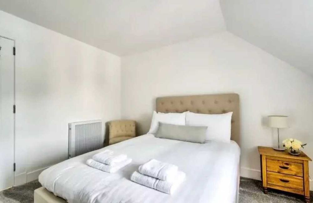 Дава се под наем Тристаен апартамент в Пловдив, Център - 72 кв.м за 183.6 € - Снимка #2