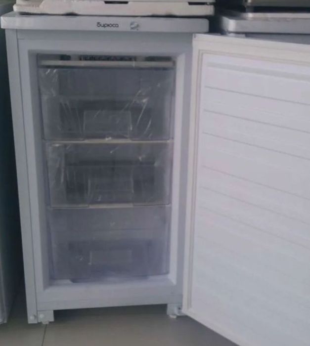 Продам морозильник,,Бирюса112" на 80литров."