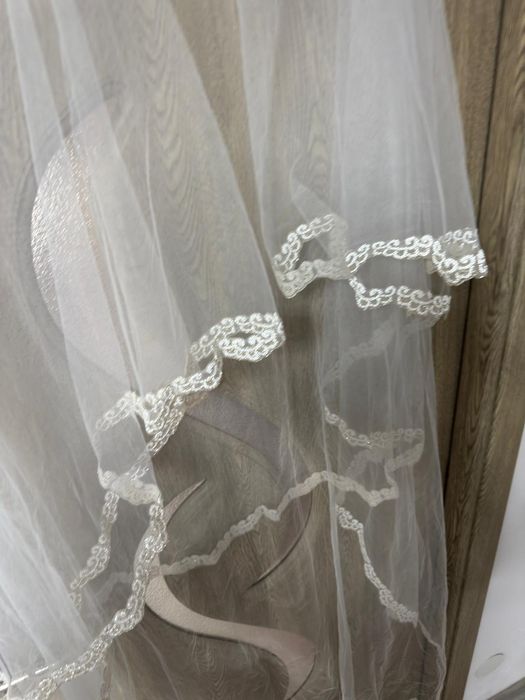 Vand rochie de mireasa