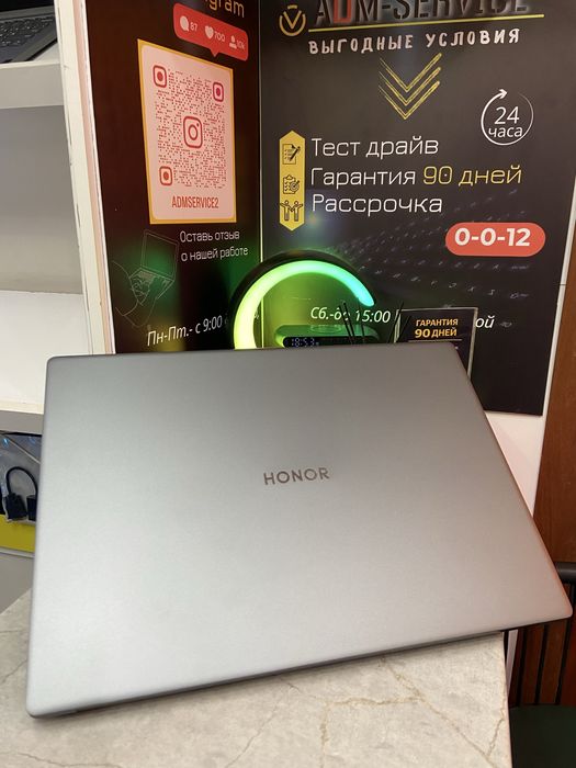 Продам ноутбук Honor MagicBook X16