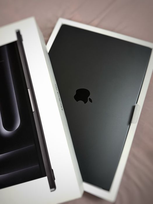 MacBook Pro 16’ m4 Pro 24/512гб