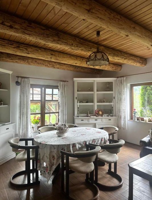 Cabana de închiriat , ciubăr și saună ,  petreceri permise , fără vecini , regim hotelier , cazare în natură
