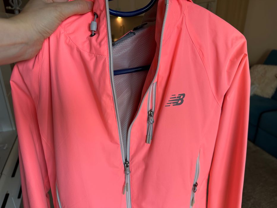 New Balance ново спортно яке S/M