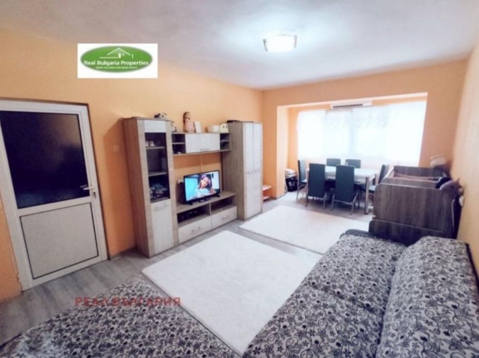 Продава се Тристаен апартамент в Русе, Център - 70 кв.м за 1599 €/кв.м - Снимка #4
