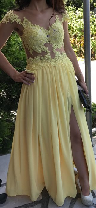 Дълга официална рокля