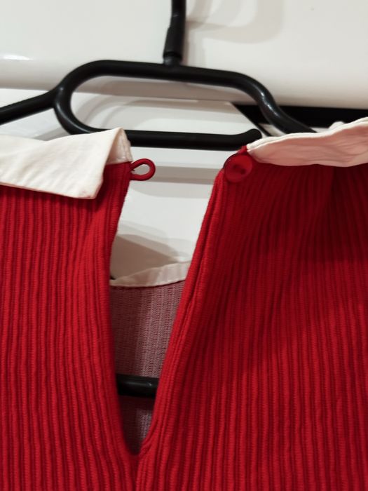 Детска червена рокля